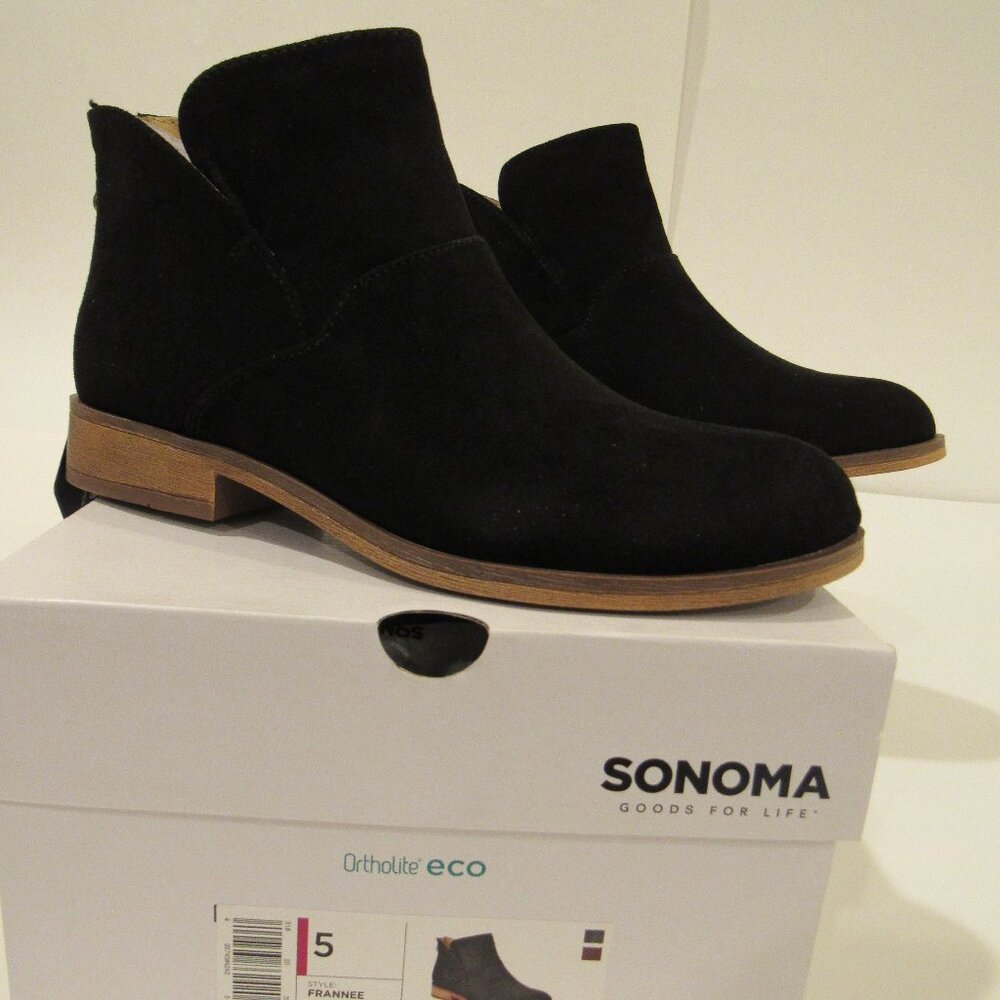 NEW $60 WOMEN'S BLACK FAUX SUEDE ANKLE BOOTS SIZE 5